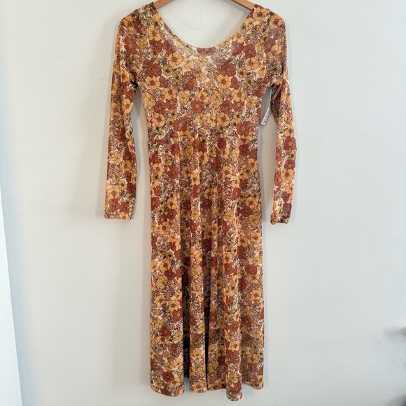 Altar Houseline Dresses & Skirts - Altar Houseline Megumi Dress, NWT, Size L, Offers Welcome